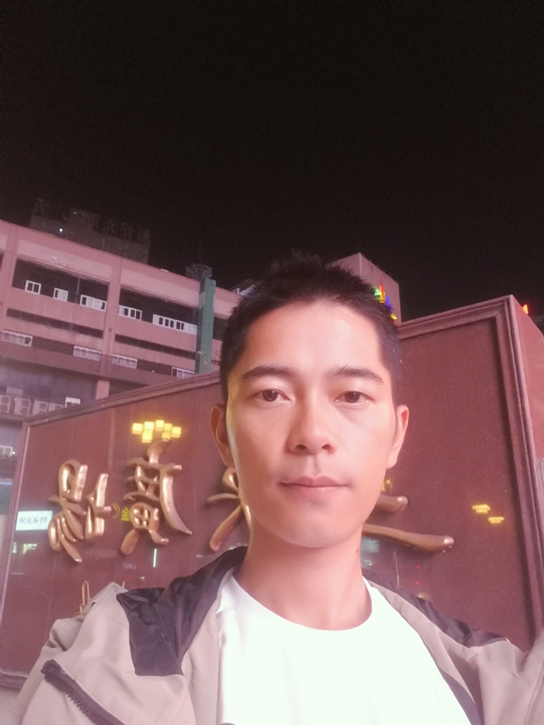 重庆小林的第一张照片--重庆上门女婿服务网