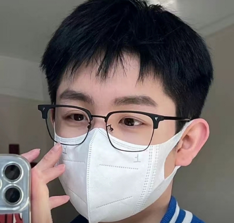 甜甜男孩的第一张照片--重庆上门女婿服务网